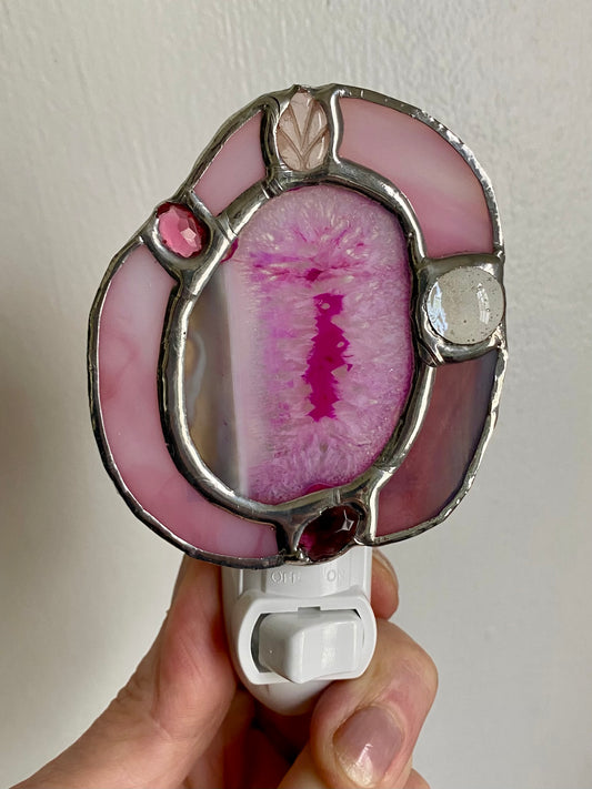 AGATE SLICE NIGHTLIGHT in Pink with Rose Quartz and Jewels | Gretchen Shutt | Hip Chick Glass, LLC (Copy)