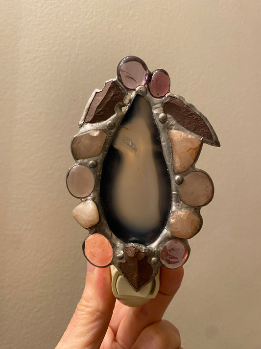 AGATE SLICE NIGHTLIGHT with Arrowheads | Gretchen Shutt | Hip Chick Glass, LLC