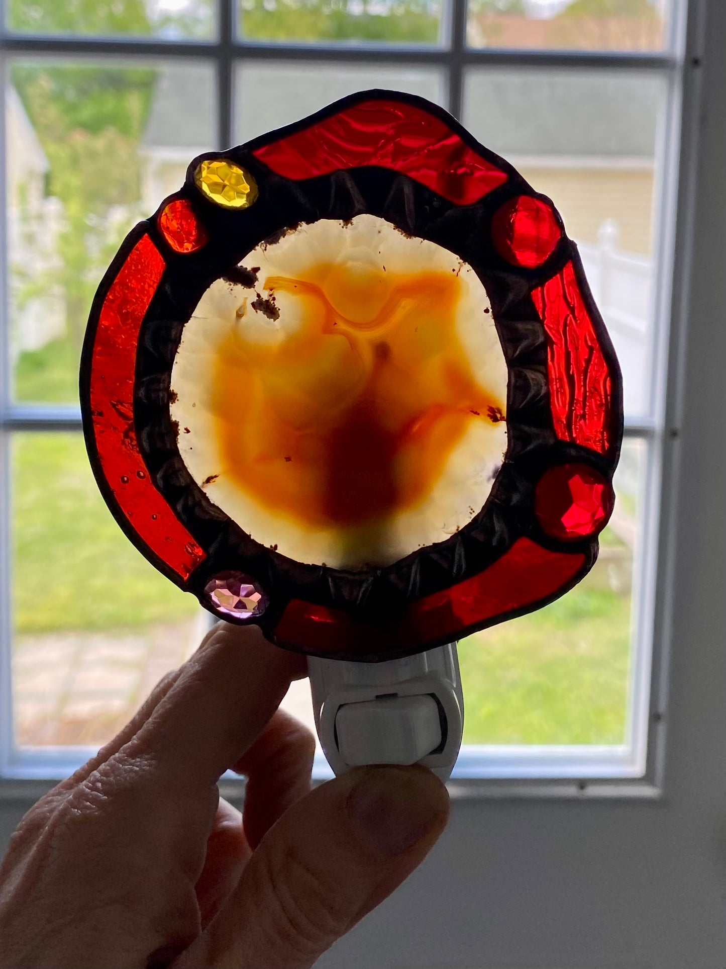 AGATE SLICE NIGHTLIGHT in Reds with Jewels | Gretchen Shutt | Hip Chick Glass, LLC