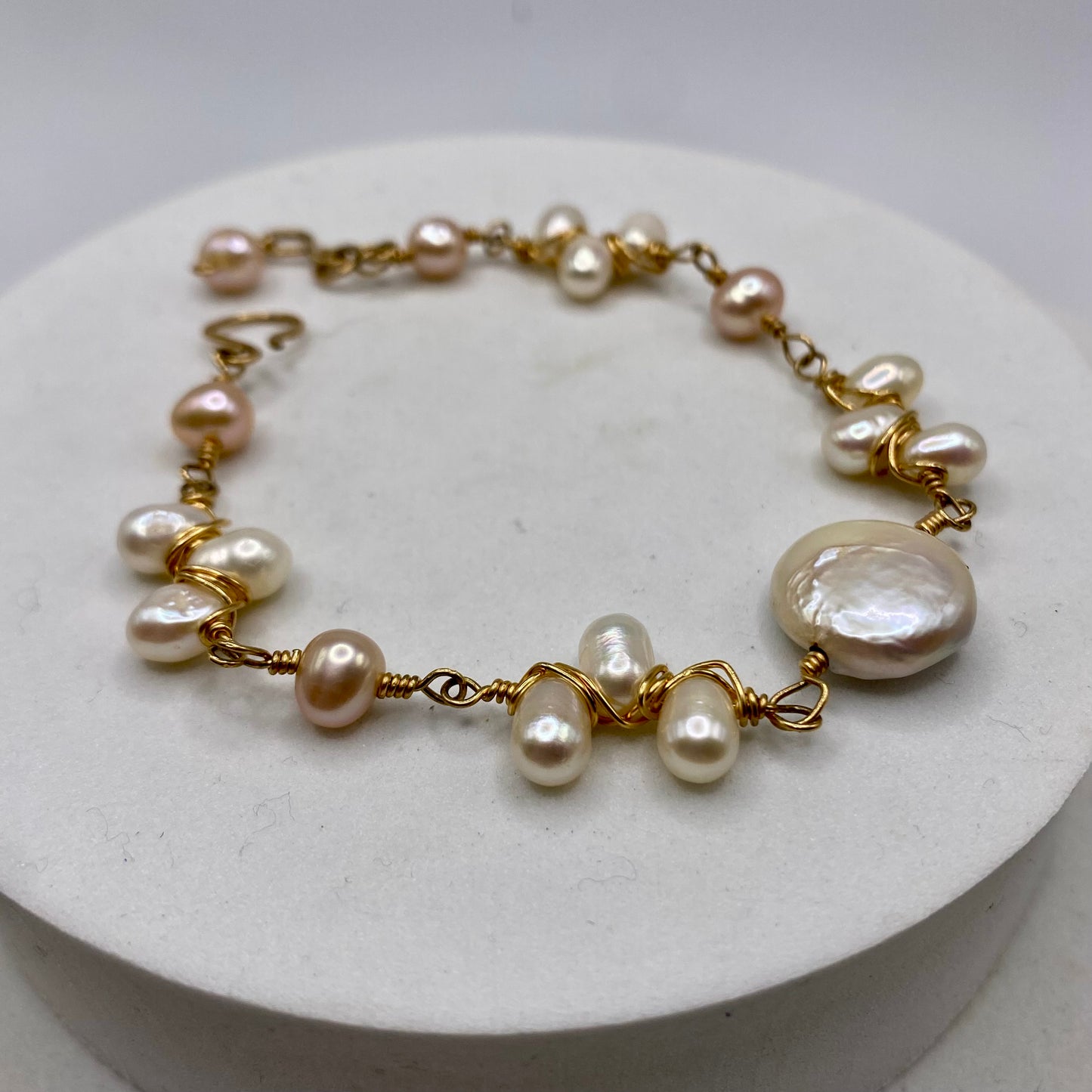 Coin Pearl Bracelet by Hip Chick Glass, Gold Pearl Bracelet, Gold Fill Wire Wrap Jewelry, Handmade Pearl Bracelet, June Birthstone Gift