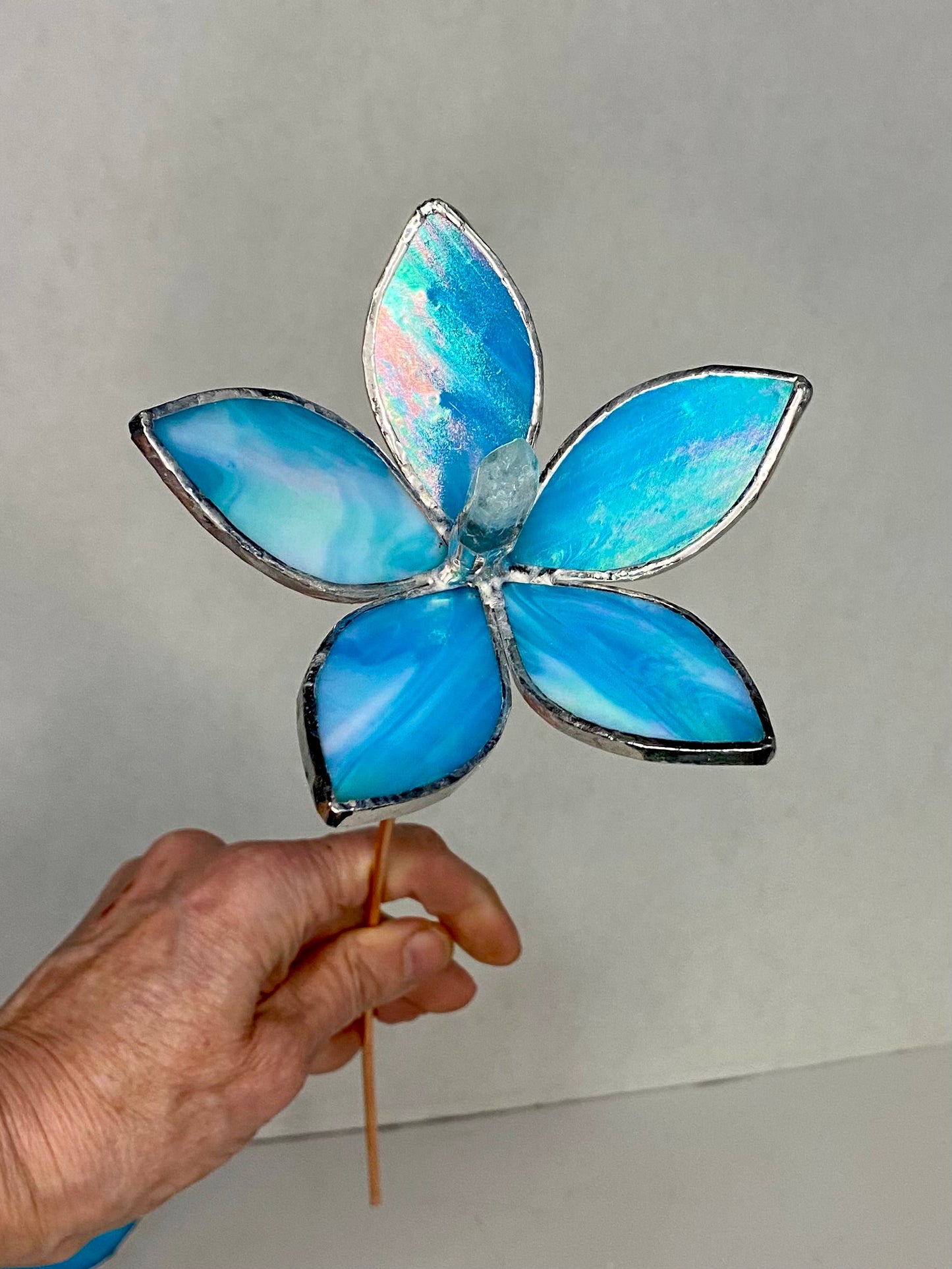 Iridescent Blue Glass Flower Plant Stakes by Hip Chick Glass, Stained Glass Flower Bouquet, Stained Glass Flower on a Stem, Handmade Home Decor, Wedding Bouquet Keepsake, Tabletop Decor